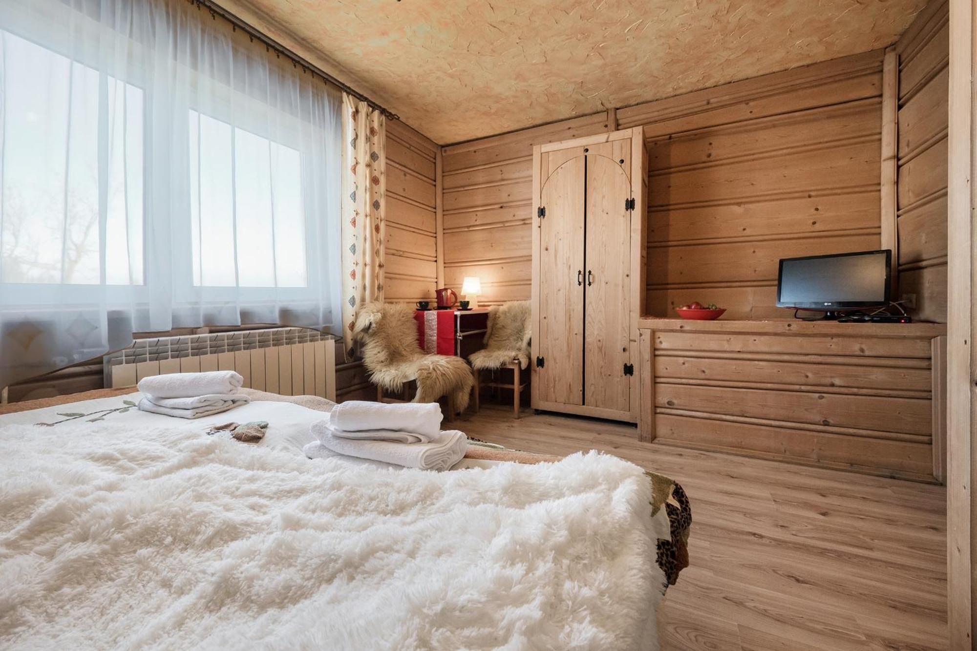 Grota Zbojnicka Apartament I Pokoje กลิตชารุฟ ภายนอก รูปภาพ