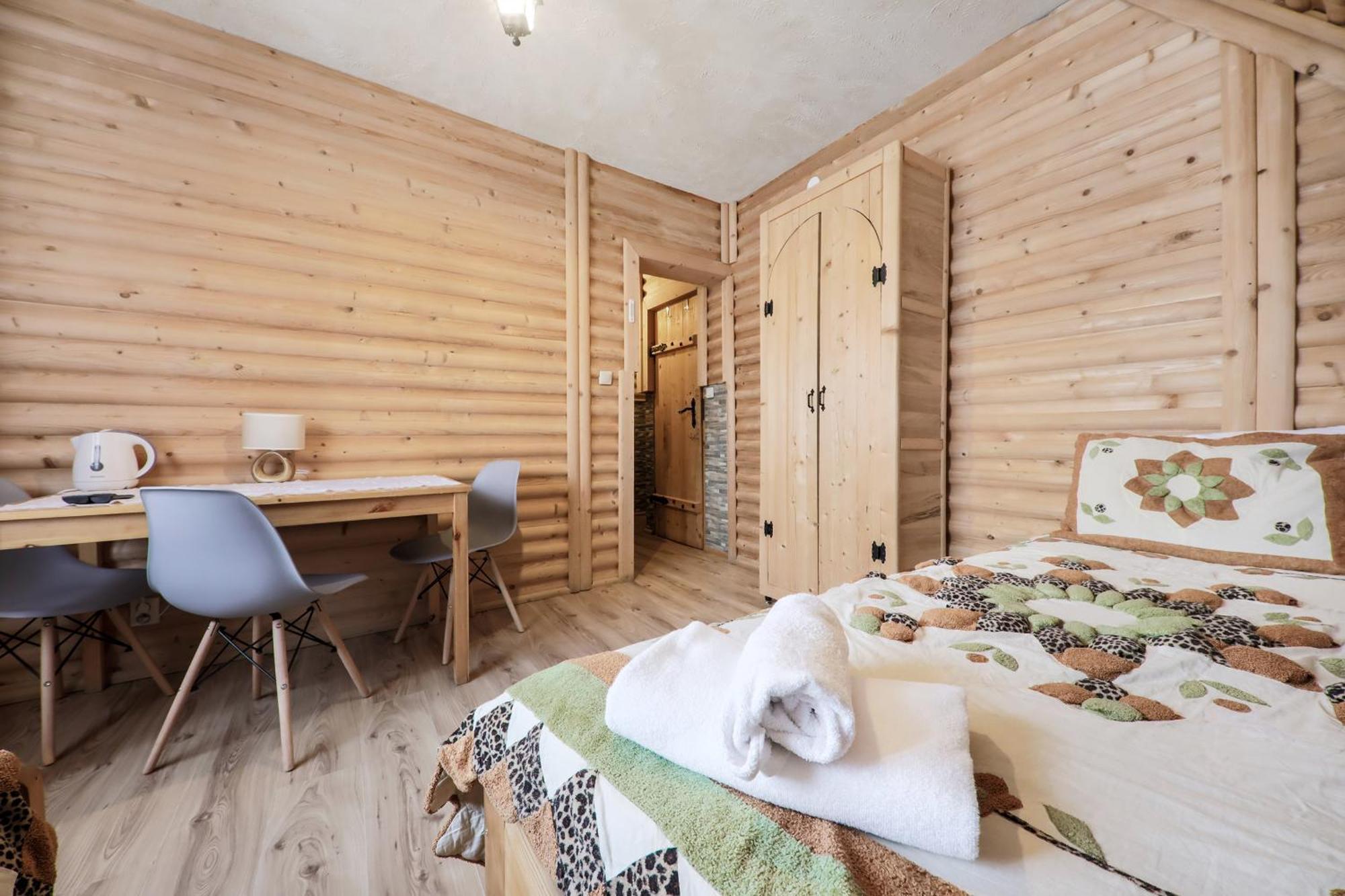 Grota Zbojnicka Apartament I Pokoje กลิตชารุฟ ภายนอก รูปภาพ