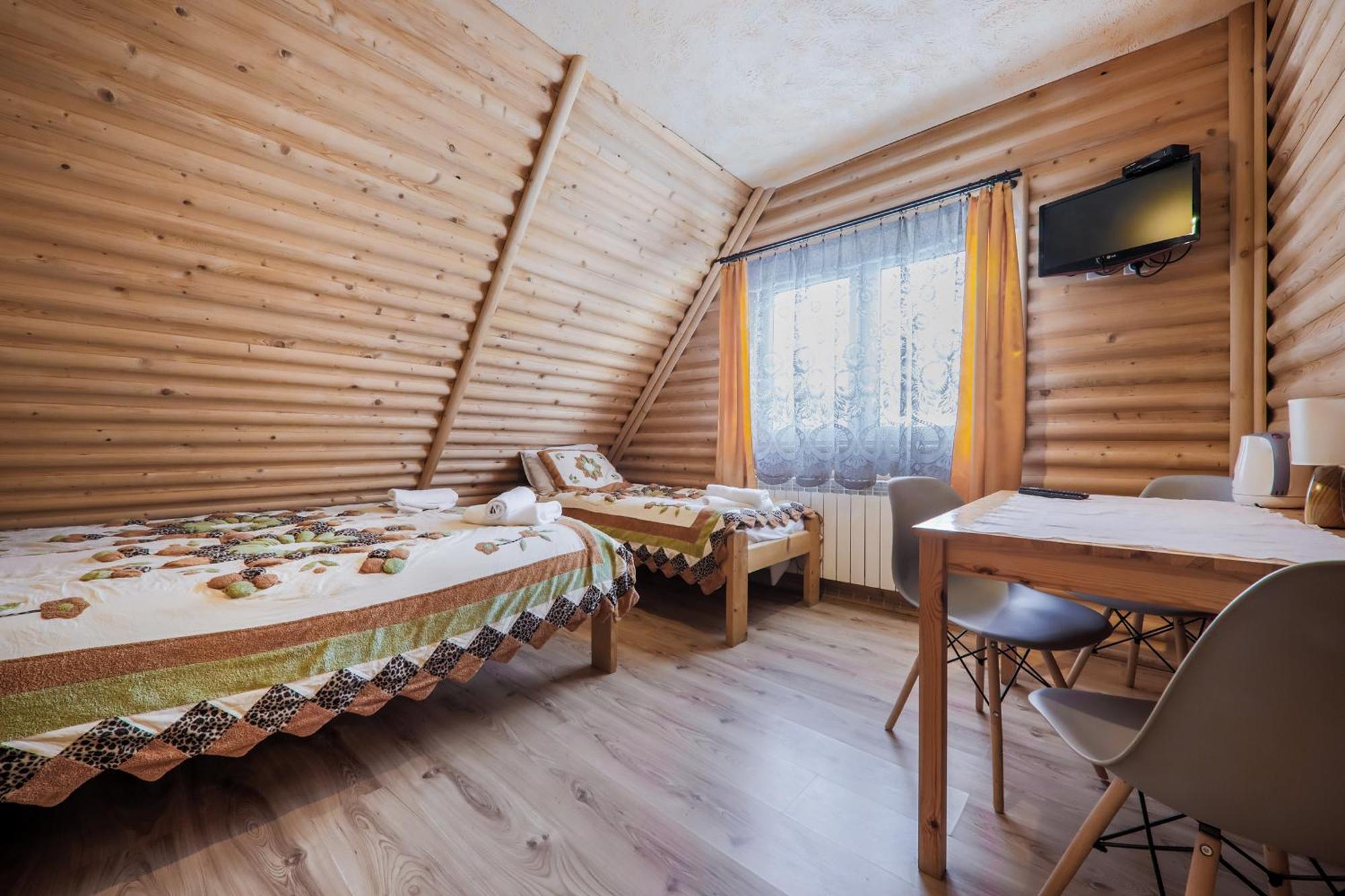 Grota Zbojnicka Apartament I Pokoje กลิตชารุฟ ภายนอก รูปภาพ